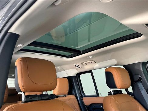 Used 2023 Land Rover Defender 130 First Edition image 20