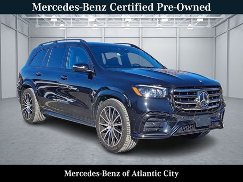 Used 2025 Mercedes-Benz GLS 450 4MATIC image 1
