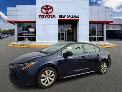 Used 2024 Toyota Corolla LE image 1
