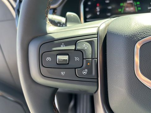 Used 2025 GMC Sierra 1500 AT4 AWD/4WD image 34