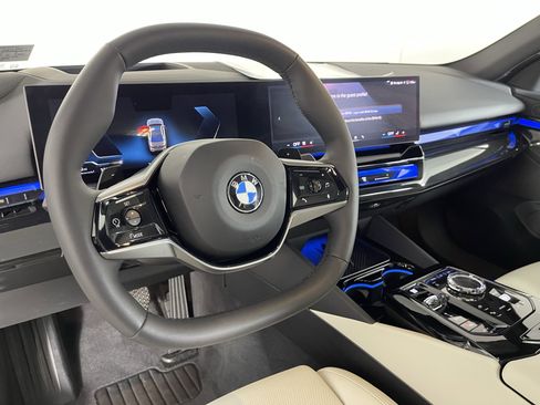 Certified 2025 BMW 540i xDrive 540i xDrive image 10