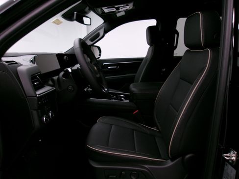 New 2026 Chevrolet Tahoe Premier image 9