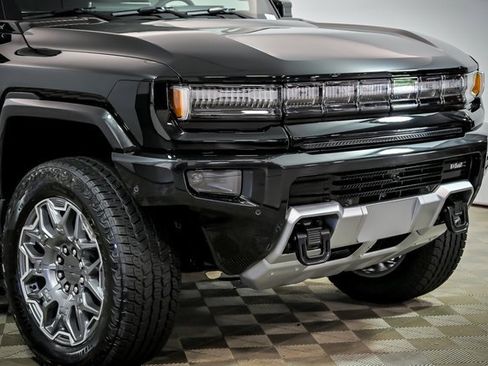 New 2025 GMC Hummer EV 3X image 2