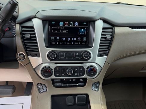 Used 2019 GMC Yukon XL SLT w/ HD Trailering Package AWD/4WD image 12