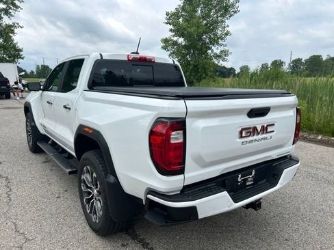 Used 2023 GMC Canyon Denali AWD/4WD image 4