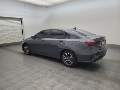 Used 2023 Kia Forte LXS FWD image 3