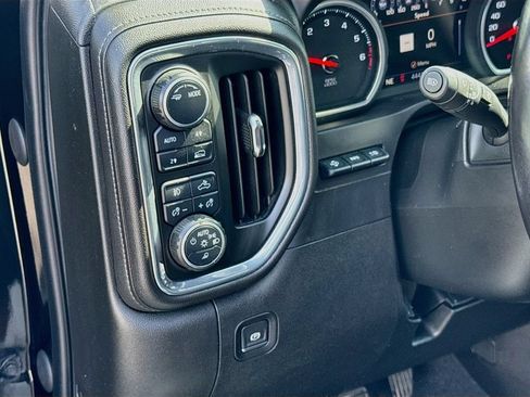 Used 2020 Chevrolet Silverado 1500 LTZ w/ LTZ Plus Package AWD/4WD image 10