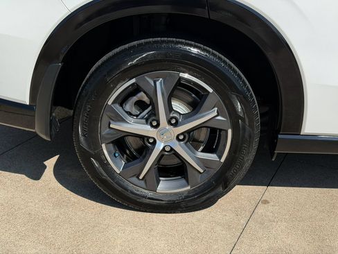 Used 2025 Honda HR-V EX-L image 8