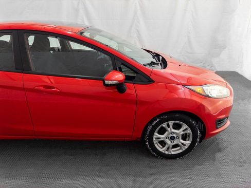 Used 2015 Ford Fiesta SE image 7