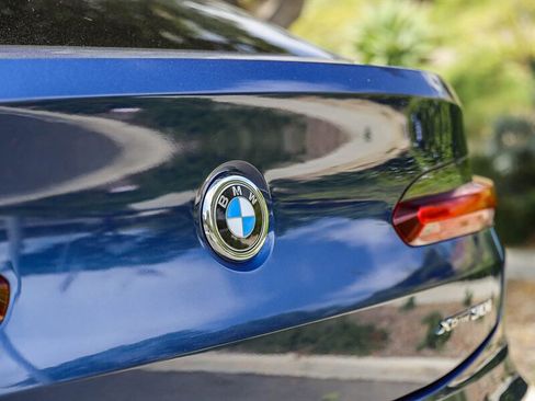 Used 2019 BMW X4 xDrive30i w/ M Sport Package 2 AWD/4WD image 7