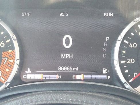 Used 2020 Jeep Renegade Altitude w/ UConnect 8.4 Nav Group FWD image 39