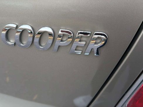 Used 2011 MINI Cooper Hardtop image 48