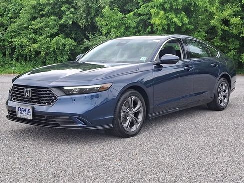 Certified 2026 Honda Accord EX-L image 3