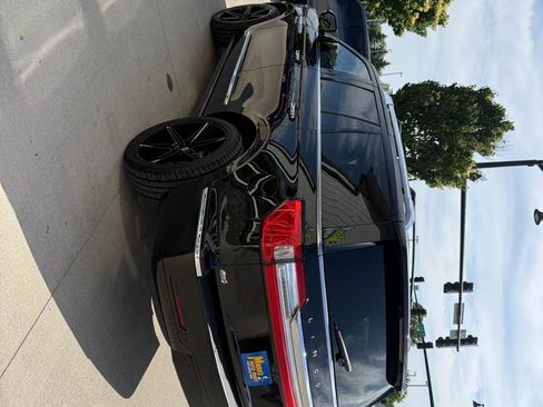 Used 2018 Lincoln Navigator Select w/ Cargo Package AWD/4WD image 4