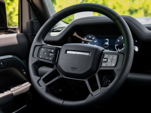 New 2026 Land Rover Defender 110 Trophy Edition AWD/4WD image 18