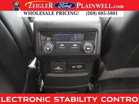 Used 2021 GMC Acadia SLT w/ LPO, Cargo Package image 14