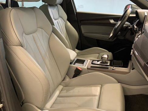 Used 2022 Audi Q5 2.0T Premium image 58