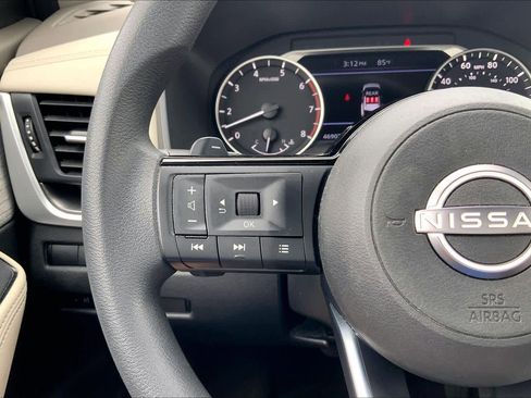 Used 2023 Nissan Rogue SV AWD/4WD image 23