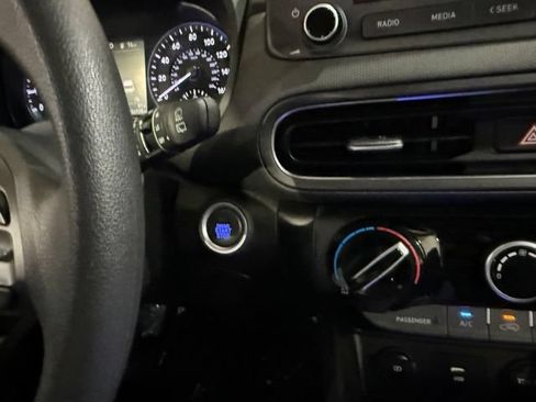 Used 2022 Hyundai Kona SEL AWD/4WD image 18