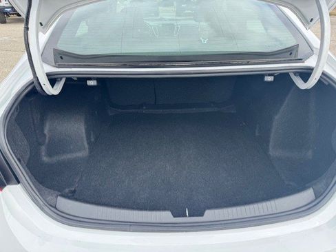 Used 2023 Chevrolet Malibu LT image 29