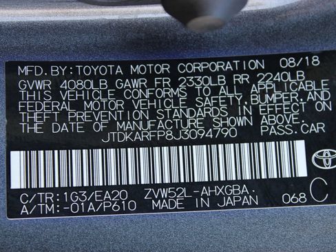 Used 2018 Toyota Prius Prime Premium w/ Carpet Mat Package FWD image 10