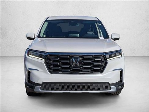 New 2025 Honda Pilot EX-L image 6