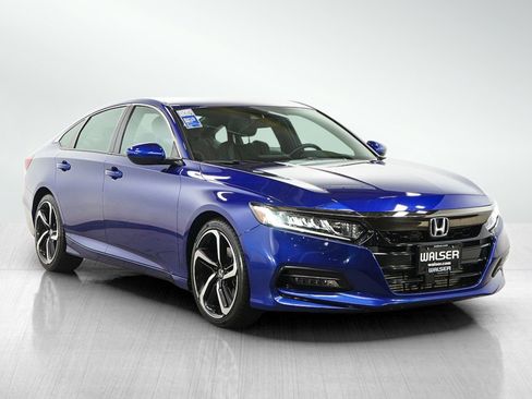 Used 2018 Honda Accord Sport image 7