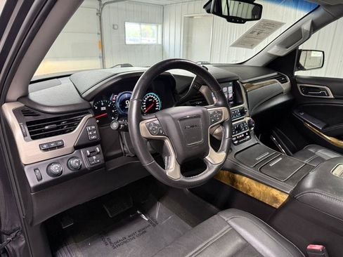 Used 2017 GMC Yukon XL Denali w/ Open Road Package AWD/4WD image 16