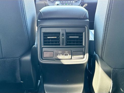 New 2026 Subaru Outback Premium image 31