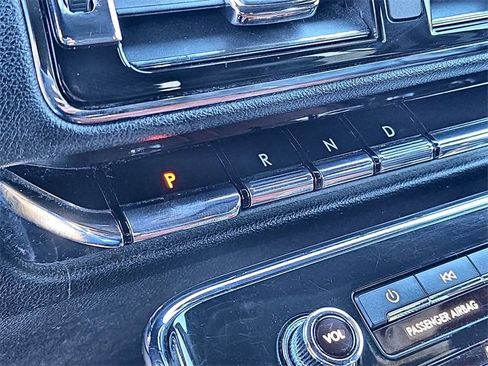 Used 2018 Lincoln Navigator Select image 30