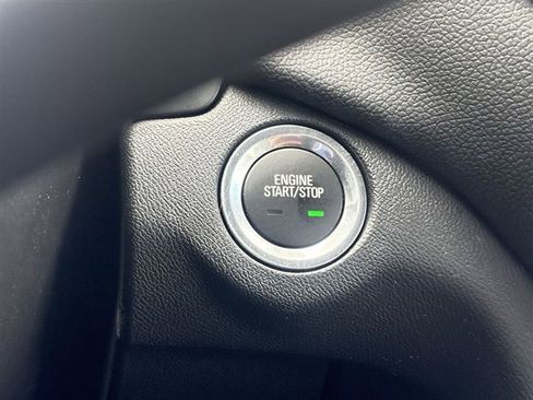 Certified 2024 Chevrolet Equinox LT FWD image 16