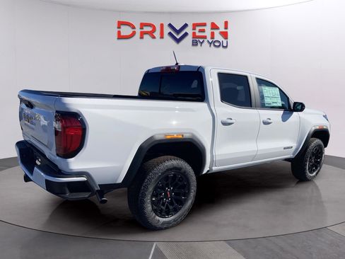 New 2026 GMC Canyon Elevation w/ Convenience Package image 5