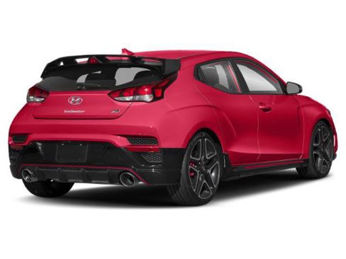 Used 2020 Hyundai Veloster N w/ Performance Package image 2