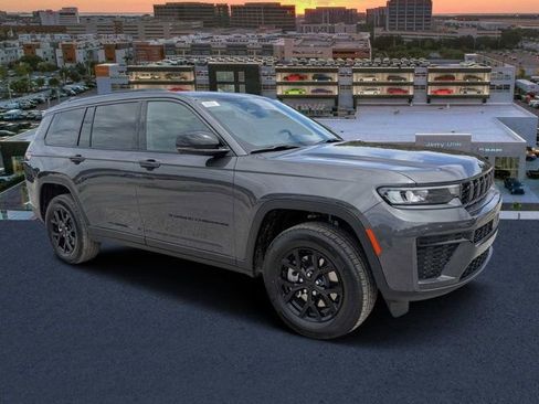 New 2026 Jeep Grand Cherokee L 2WD image 1