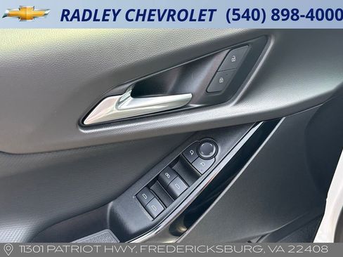 Certified 2025 Chevrolet Equinox LT w/ Convenience Package II AWD/4WD image 5