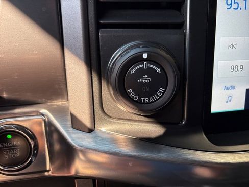 Used 2022 Ford F150 Lariat w/ Max Trailer Tow Package image 27