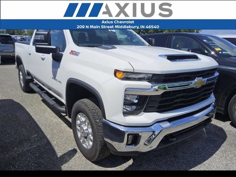 Used 2025 Chevrolet Silverado 2500 LT AWD/4WD image 1