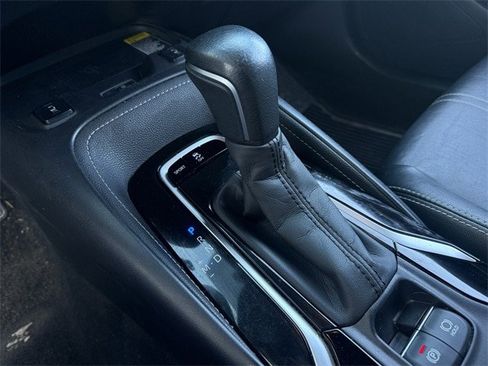 Used 2019 Toyota Corolla XSE image 19