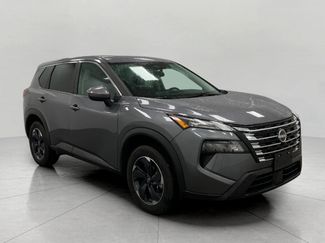 Used 2025 Nissan Rogue SV video 1