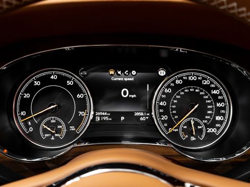 Used 2019 Bentley Bentayga image 10