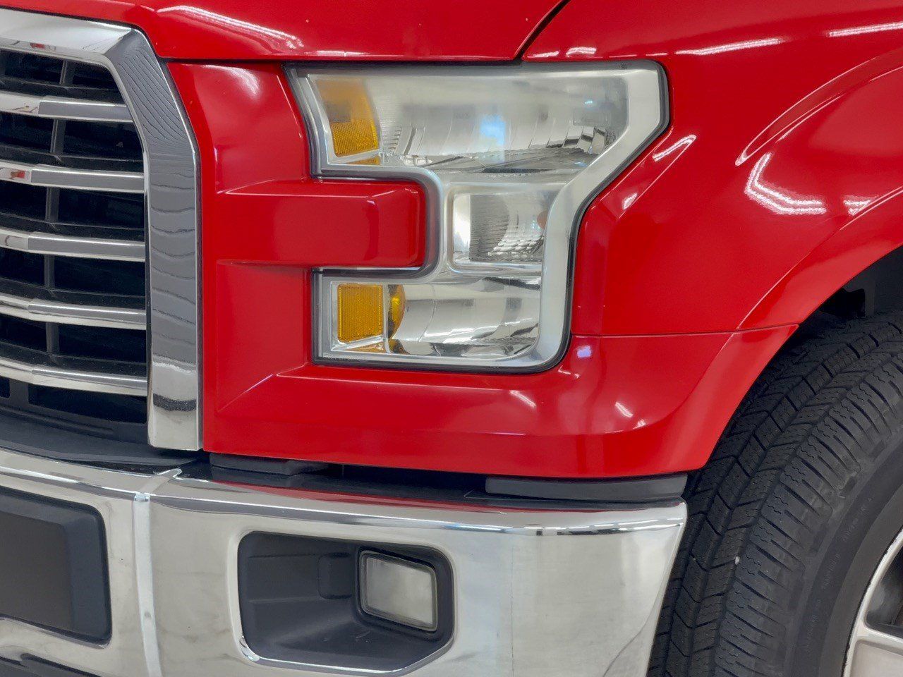 Used 2017 Ford F150 XLT w/ Equipment Group 301A Mid RWD image 9