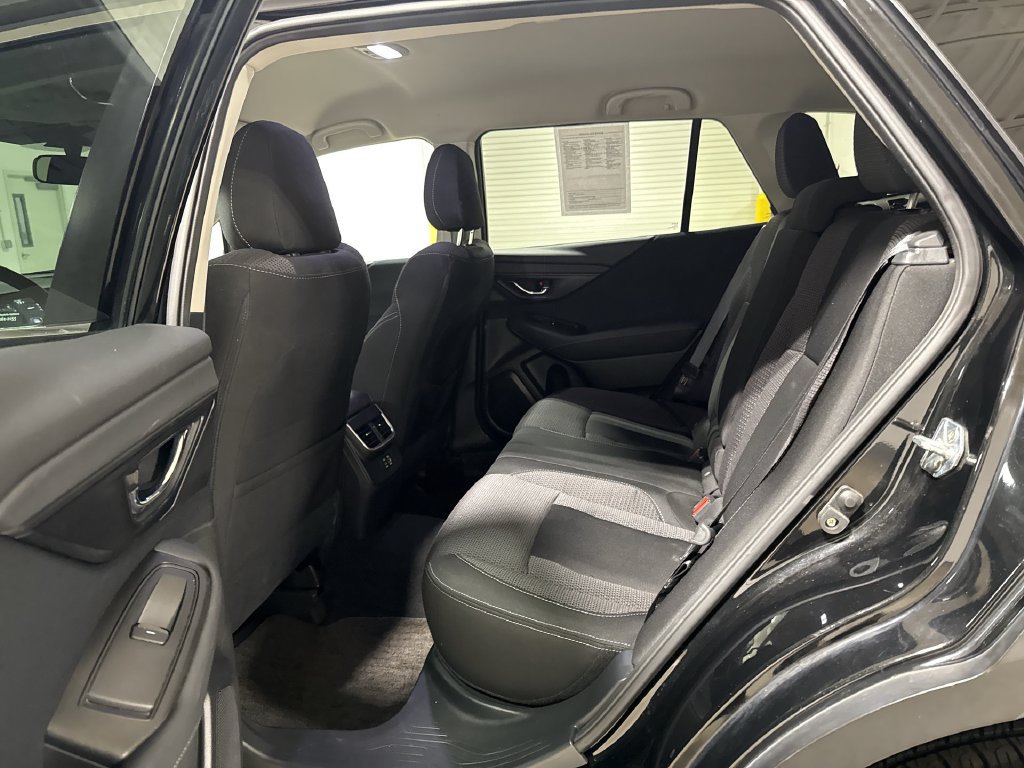 Used 2023 Subaru Outback Premium AWD/4WD image 22