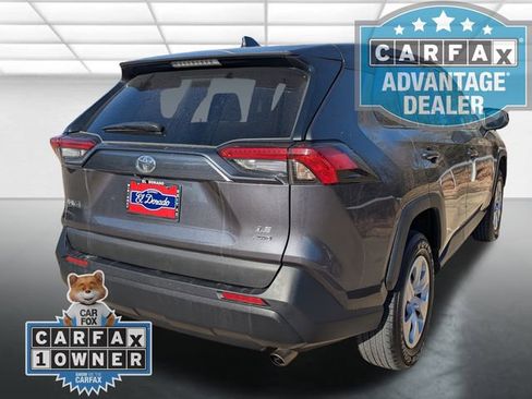 Used 2024 Toyota RAV4 LE image 27