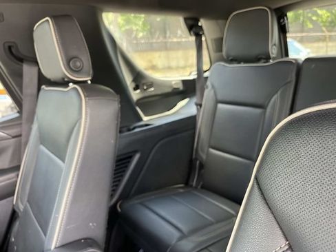 Used 2023 GMC Yukon SLT AWD/4WD image 22