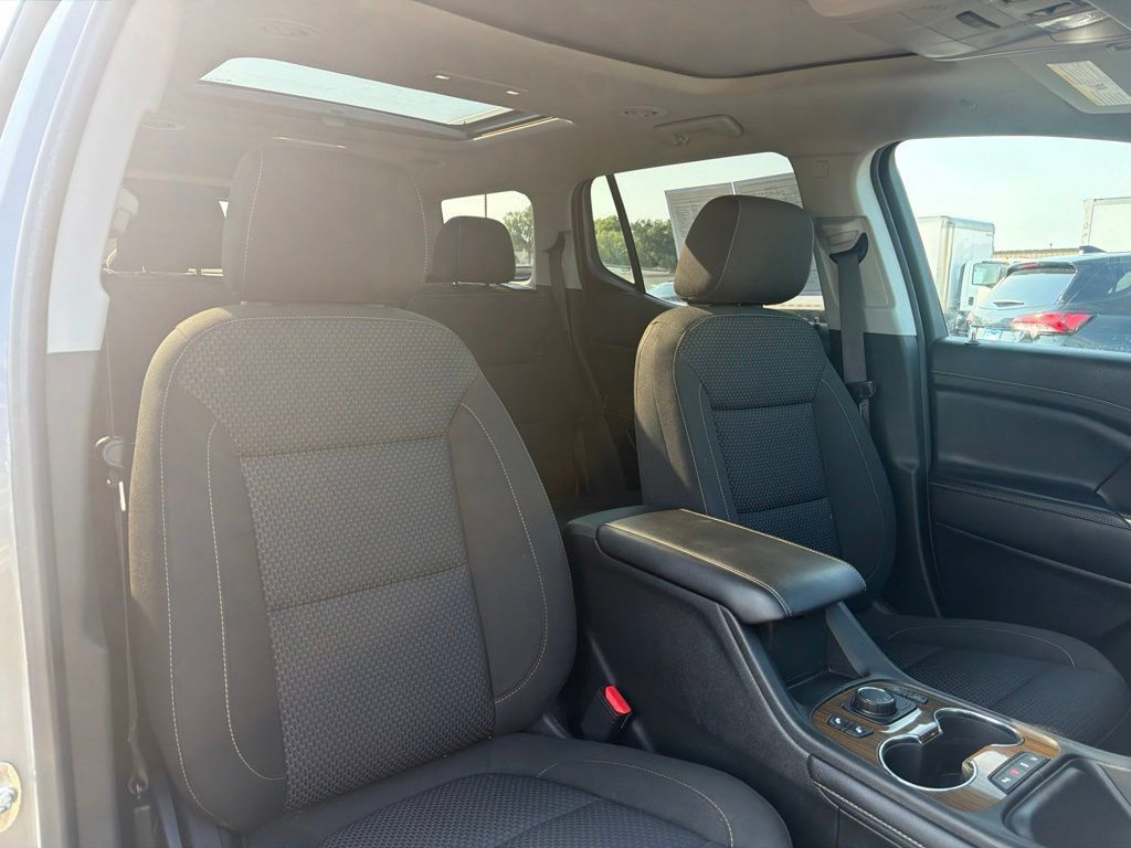 Used 2023 GMC Acadia SLE w/ Driver Convenience Package AWD/4WD image 11