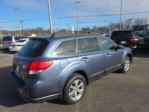 Used 2014 Subaru Outback 2.5i Limited image 5