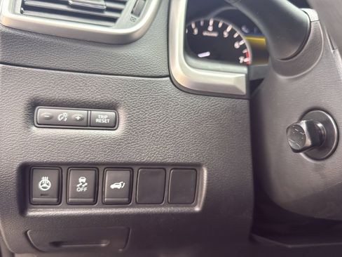 Used 2017 Nissan Murano Platinum w/ Platinum Technology Package image 16