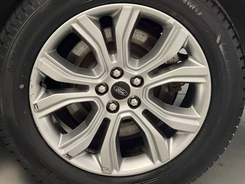 Used 2024 Ford Edge Titanium AWD/4WD image 59