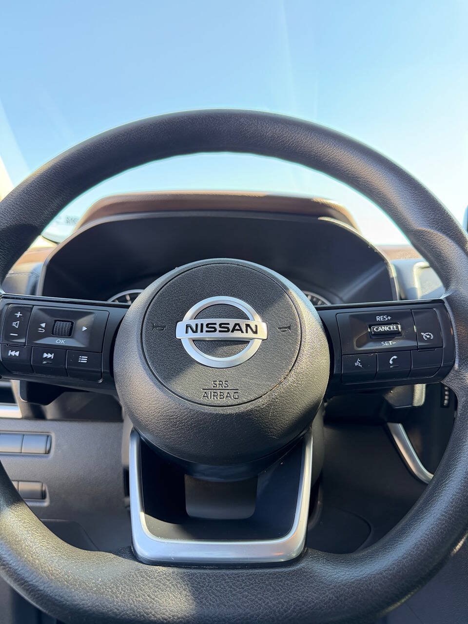 Used 2021 Nissan Rogue S FWD image 8