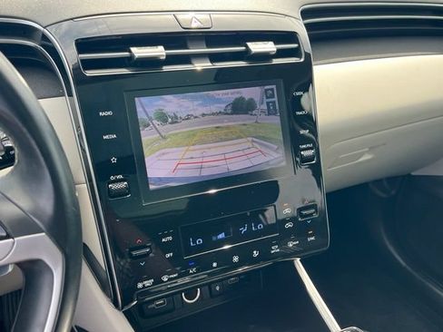 Certified 2022 Hyundai Tucson SEL AWD/4WD image 22